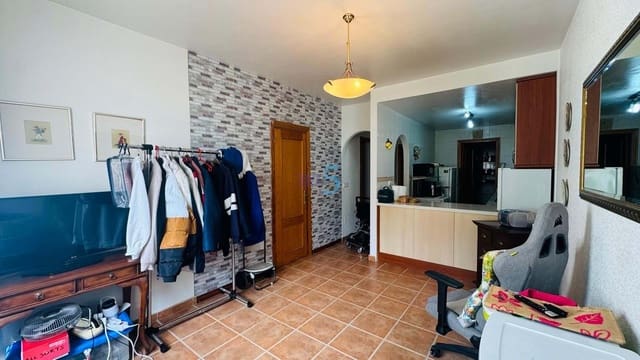 3 bedroom Villa for sale in Dehesa de Campoamor, Orihuela with pool garage - € 359,900 (Ref: 9909474)