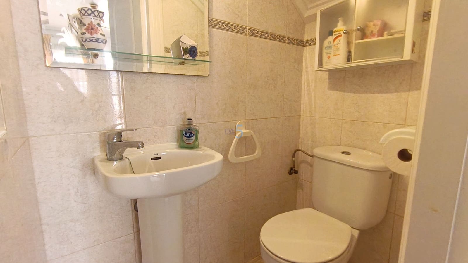2 makuuhuone Omakotitalo myytävänä paikassa Ciudad Quesada mukana uima-altaan - 175 000 € (Ref: 9909854)