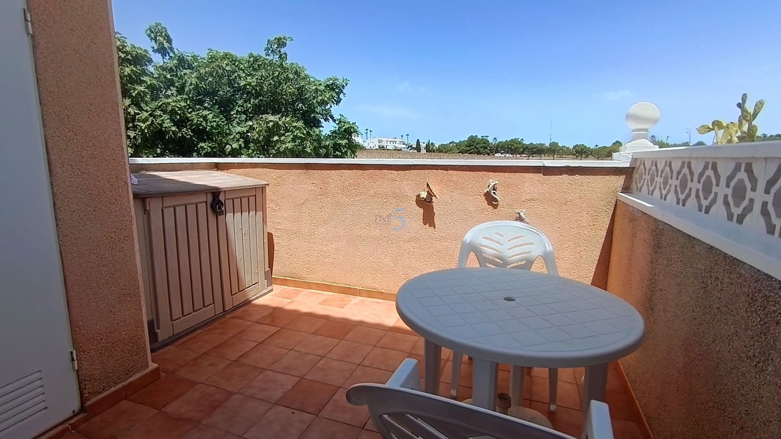 2 makuuhuone Omakotitalo myytävänä paikassa Ciudad Quesada mukana uima-altaan - 175 000 € (Ref: 9909854)