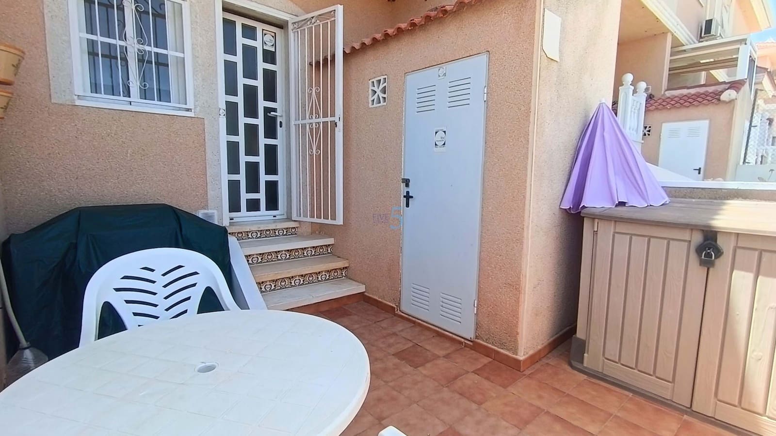 2 makuuhuone Omakotitalo myytävänä paikassa Ciudad Quesada mukana uima-altaan - 175 000 € (Ref: 9909854)