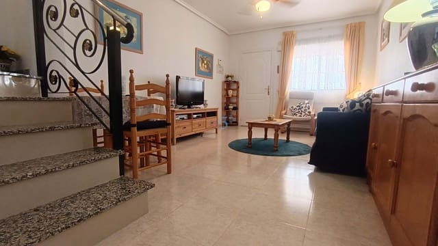 2 makuuhuone Omakotitalo myytävänä paikassa Ciudad Quesada, Rojales mukana uima-altaan - 175 000 € (Ref: 9909854)