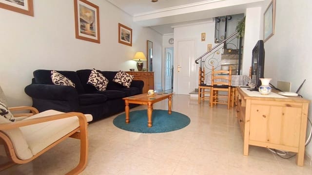 2 makuuhuone Omakotitalo myytävänä paikassa Ciudad Quesada, Rojales mukana uima-altaan - 175 000 € (Ref: 9909854)