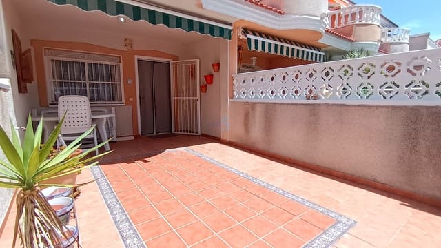 2 makuuhuone Omakotitalo myytävänä paikassa Ciudad Quesada, Rojales mukana uima-altaan - 175 000 € (Ref: 9909854)