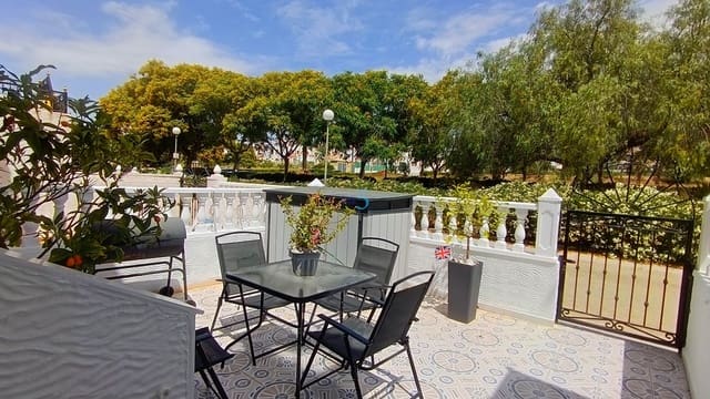 Apartamento de 2 habitaciones en Vistabella, Orihuela en venta con piscina garaje - 145.000 € (Ref: 9909856)