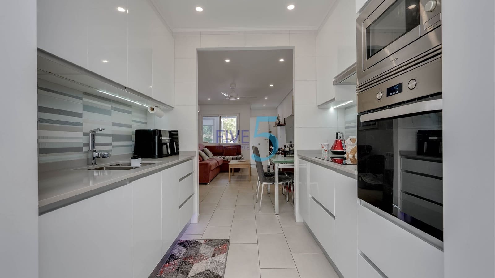 2 bedroom Apartment for sale in Vistabella with pool garage - € 145,000 (Ref: 9909856)