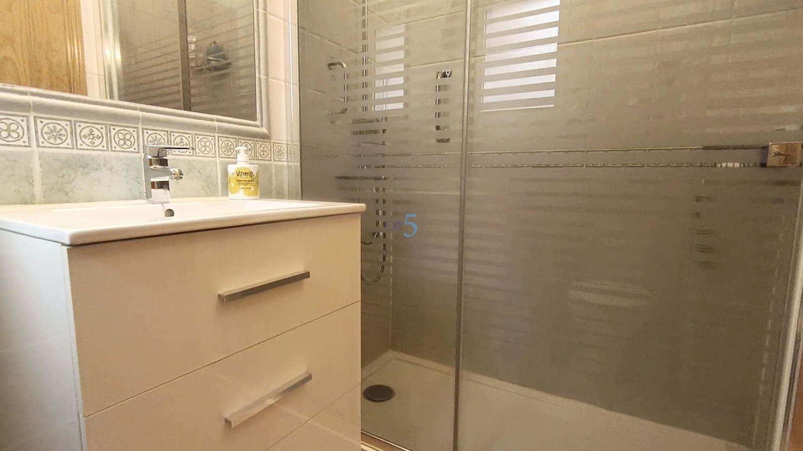 2 slaapkamer Huis te koop in Torrevieja met zwembad - € 175.000 (Ref: 9909857)