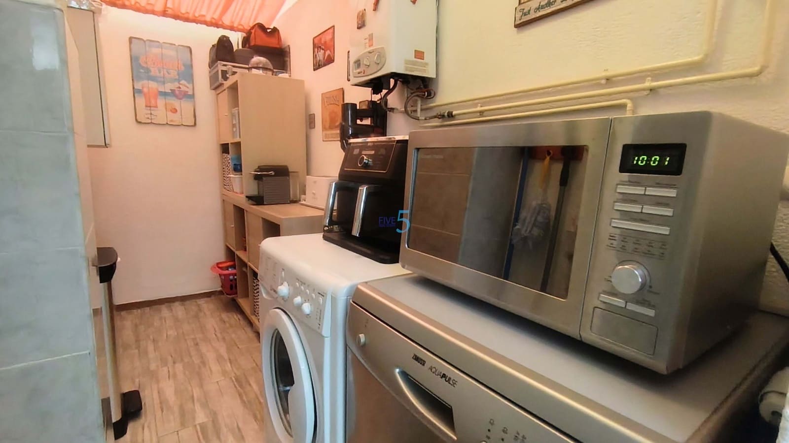 2 slaapkamer Huis te koop in Torrevieja met zwembad - € 175.000 (Ref: 9909857)