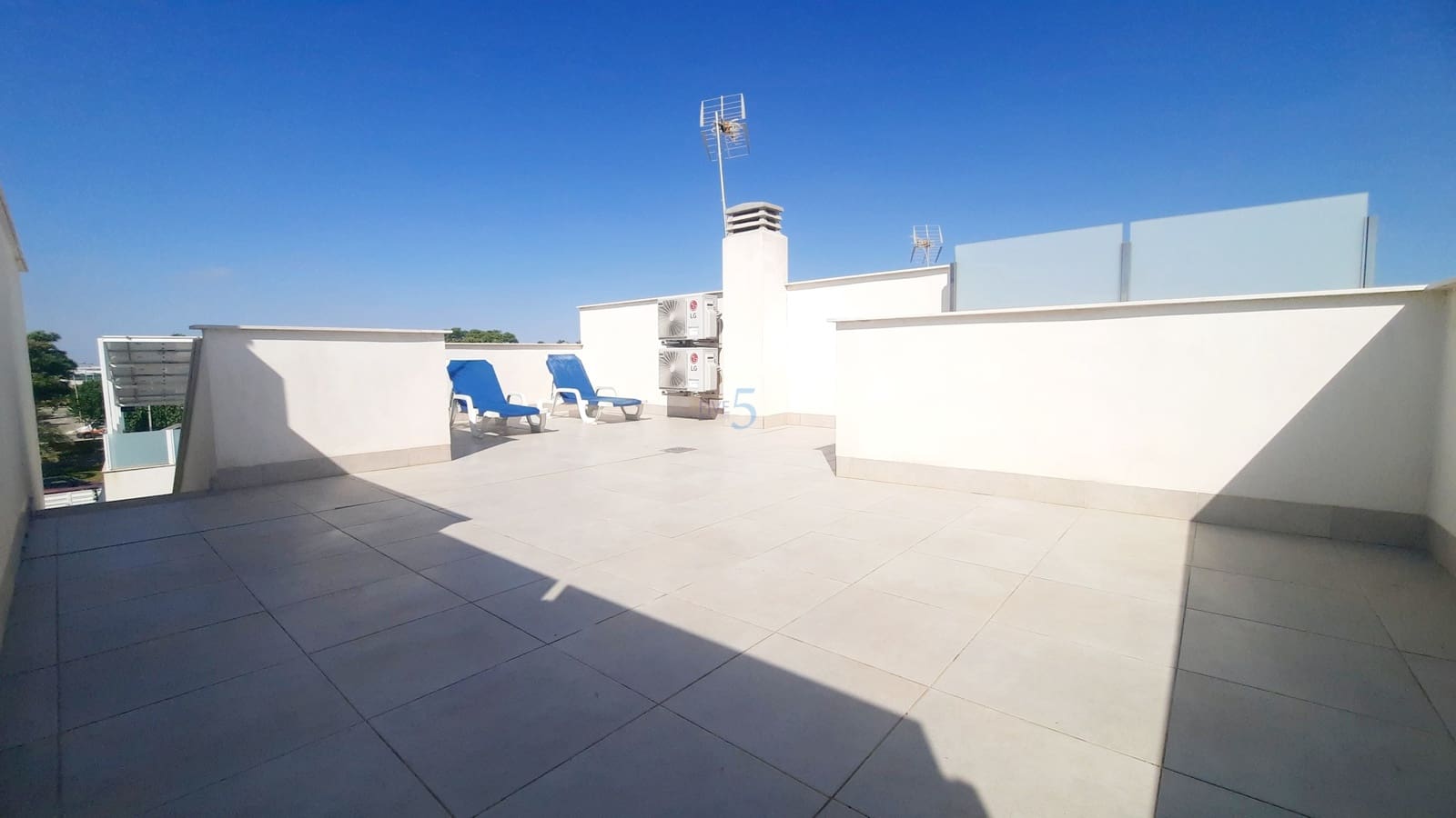 3 makuuhuone Omakotitalo myytävänä paikassa Pilar de la Horadada mukana uima-altaan - 299 950 € (Ref: 9911568)