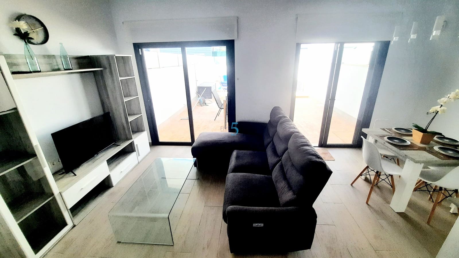 3 makuuhuone Omakotitalo myytävänä paikassa Pilar de la Horadada mukana uima-altaan - 299 950 € (Ref: 9911568)