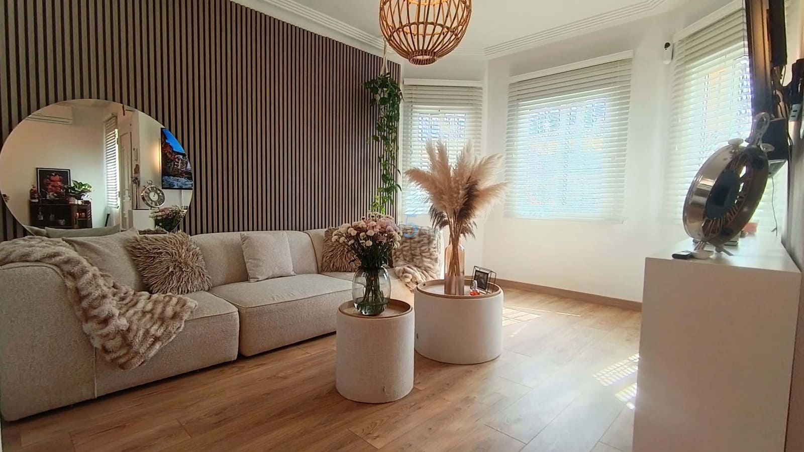 3 makuuhuone Huvila myytävänä paikassa El Raso mukana uima-altaan - 325 000 € (Ref: 9911994)