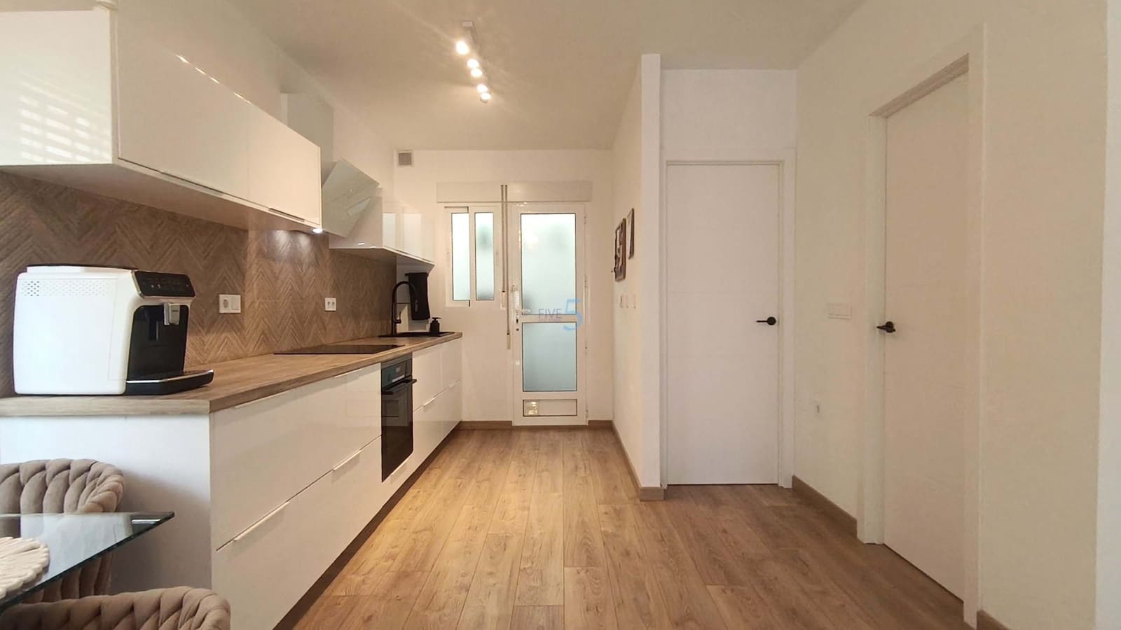 3 makuuhuone Huvila myytävänä paikassa El Raso mukana uima-altaan - 325 000 € (Ref: 9911994)