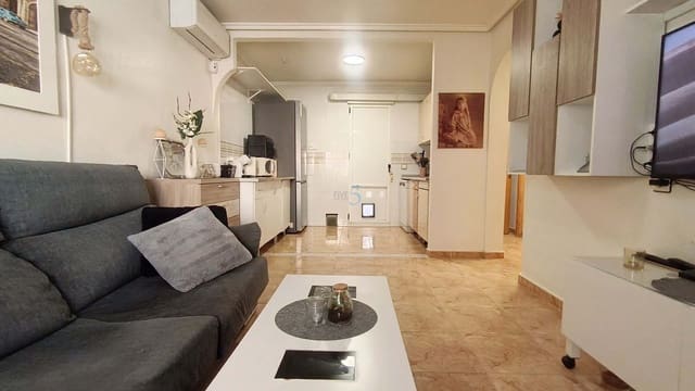 2 chambre Appartement à vendre à Torrevieja avec piscine - 125 000 € (Ref: 9911995)