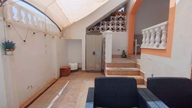 2 chambre Appartement à vendre à Torrevieja avec piscine - 125 000 € (Ref: 9911995)