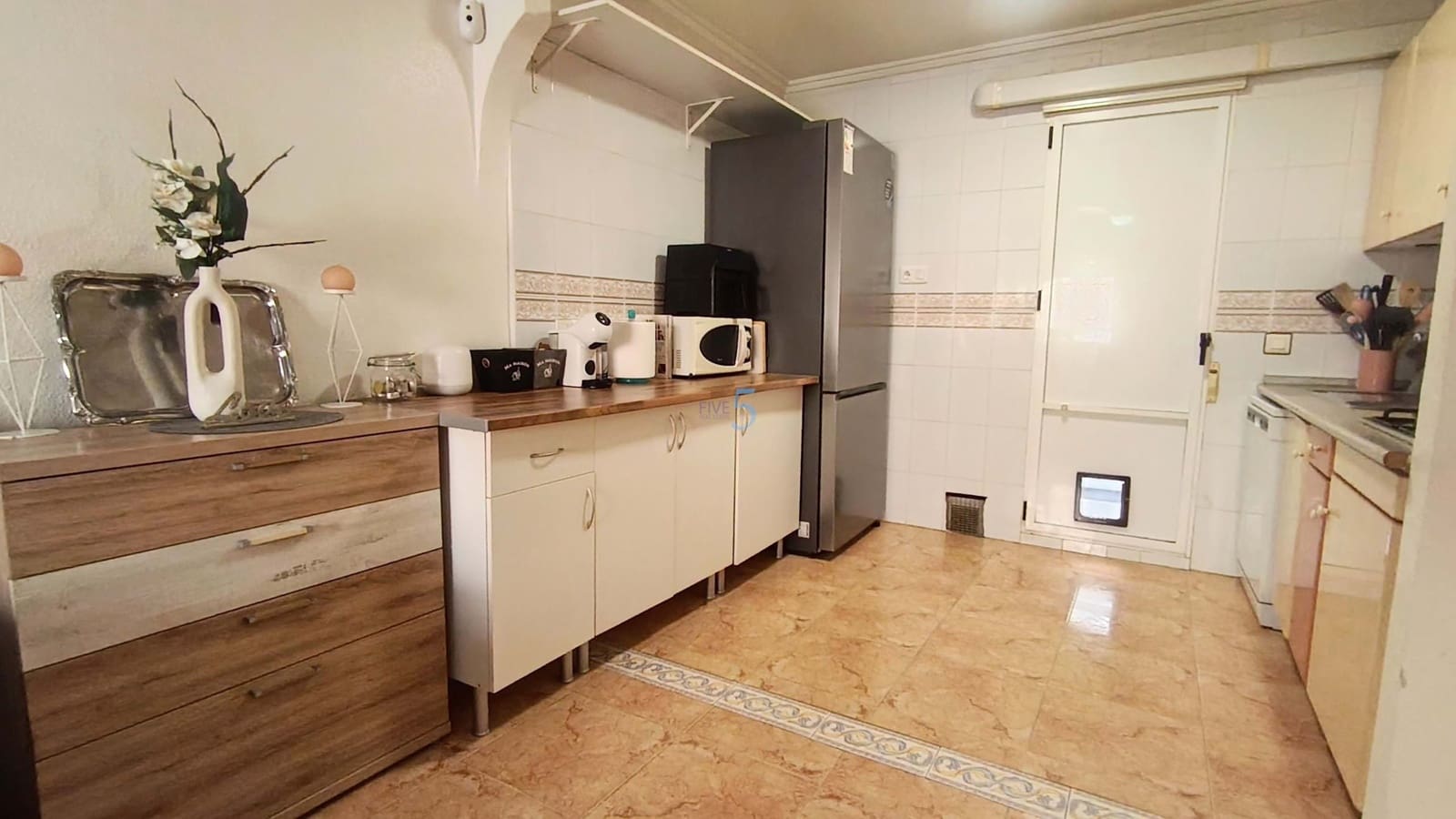 2 chambre Appartement à vendre à Torrevieja avec piscine - 125 000 € (Ref: 9911995)