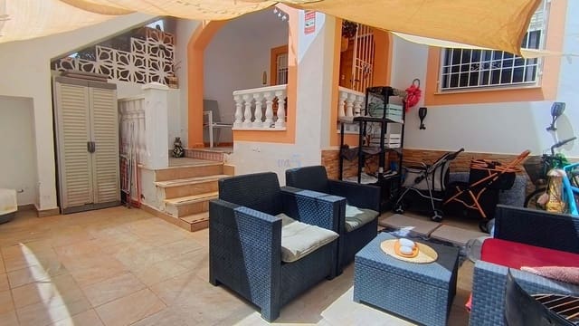 2 chambre Appartement à vendre à Torrevieja avec piscine - 125 000 € (Ref: 9911995)