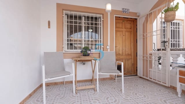 2 quarto Apartamento para venda em Torrevieja com piscina - 125 000 € (Ref: 9911995)