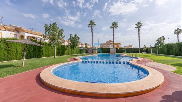 2 quarto Apartamento para venda em Torrevieja com piscina - 125 000 € (Ref: 9911995)