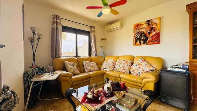 3 bedroom Apartment for sale in San Miguel de Salinas with pool - € 154,000 (Ref: 9913791)