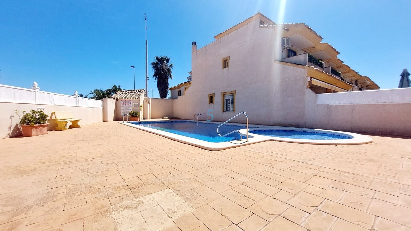 2 quarto Casa em Banda para venda em Santiago de la Ribera com piscina - 165 000 € (Ref: 9913792)