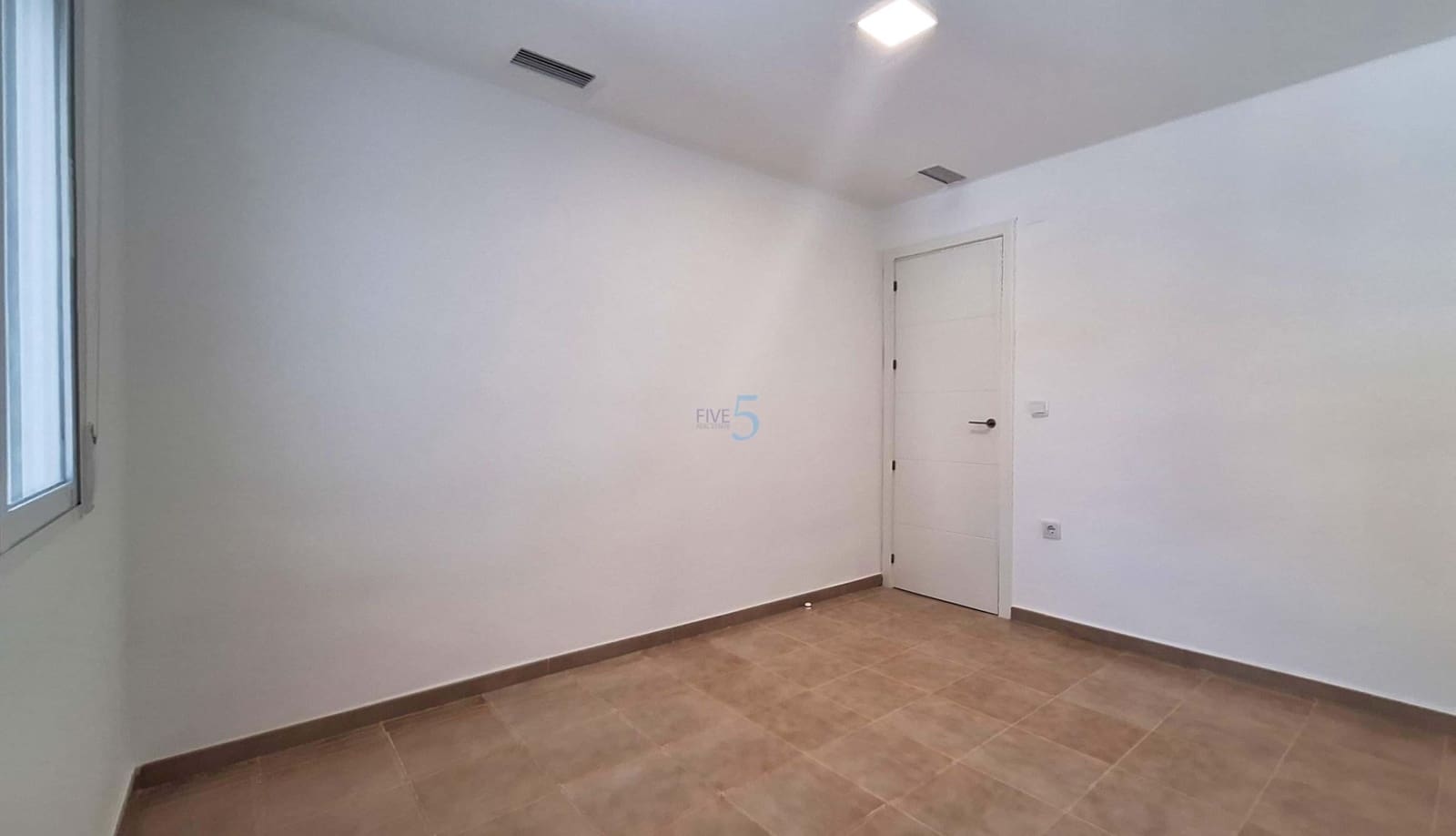 2 quarto Bungalow para venda em Torrevieja - 165 000 € (Ref: 9914631)