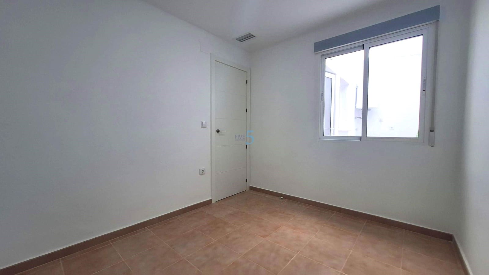 2 quarto Bungalow para venda em Torrevieja - 165 000 € (Ref: 9914631)
