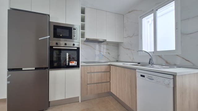 2 quarto Bungalow para venda em Torrevieja - 165 000 € (Ref: 9914631)