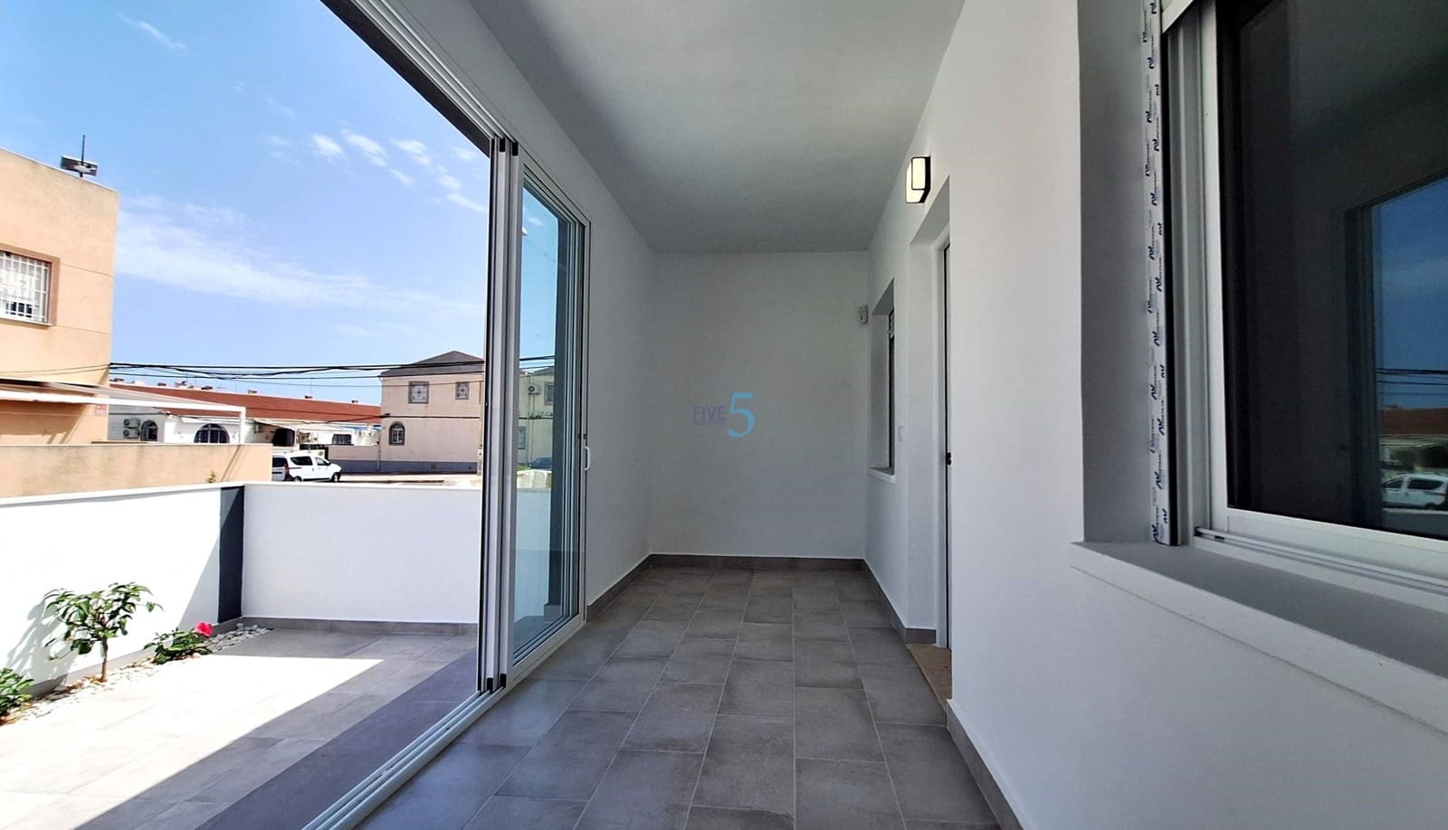 2 quarto Bungalow para venda em Torrevieja - 165 000 € (Ref: 9914631)