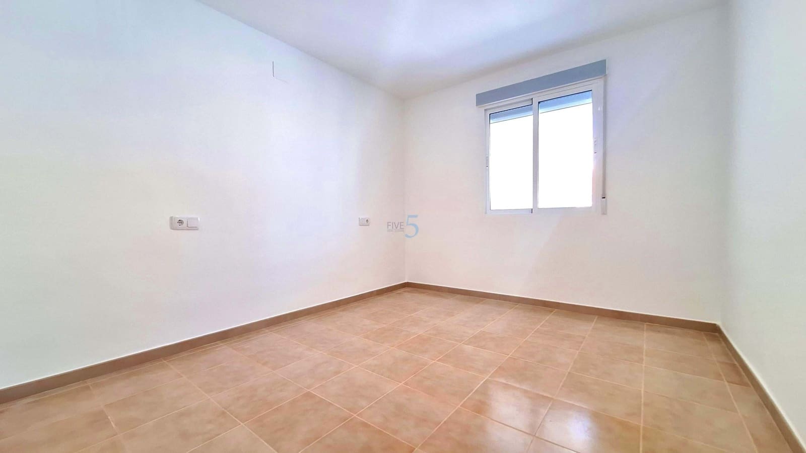 2 quarto Bungalow para venda em Torrevieja - 165 000 € (Ref: 9914631)