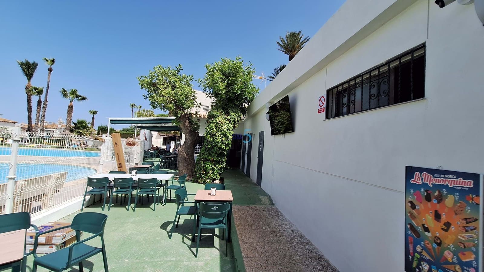 1 chambre Appartement à vendre à Torrevieja avec piscine - 118 000 € (Ref: 9914953)