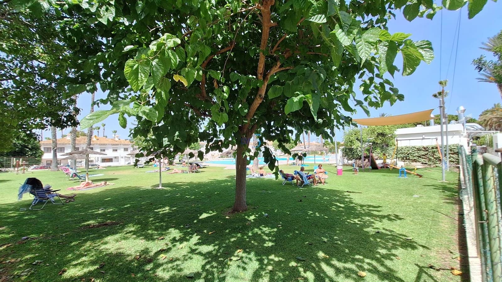1 chambre Appartement à vendre à Torrevieja avec piscine - 118 000 € (Ref: 9914953)