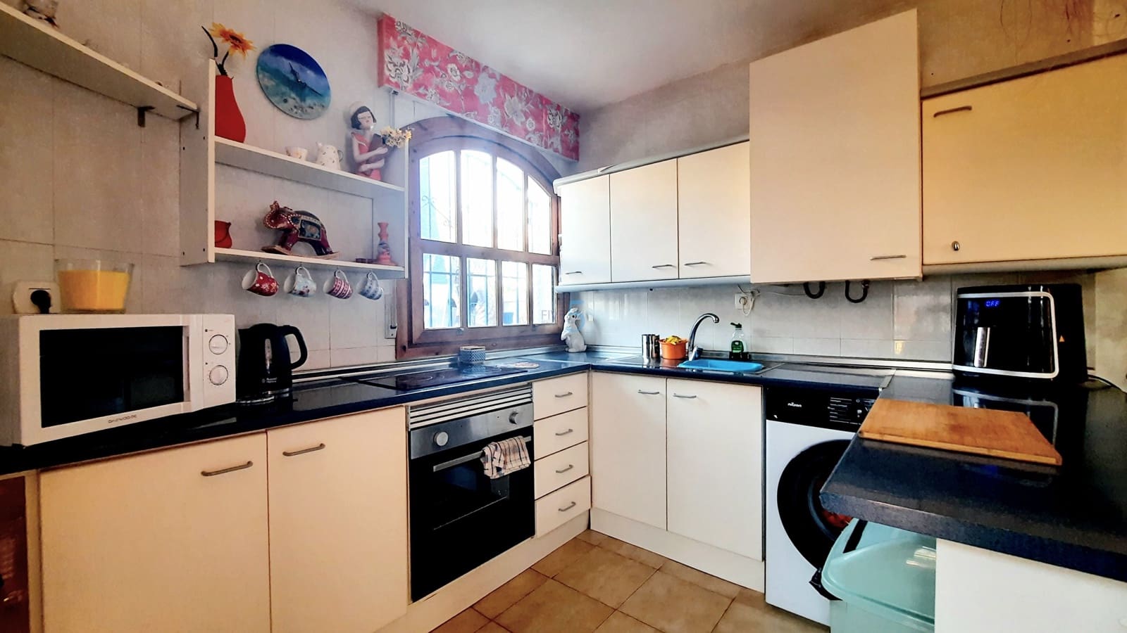 2 slaapkamer Huis te koop in Estrella de Mar met zwembad - € 199.500 (Ref: 9915098)