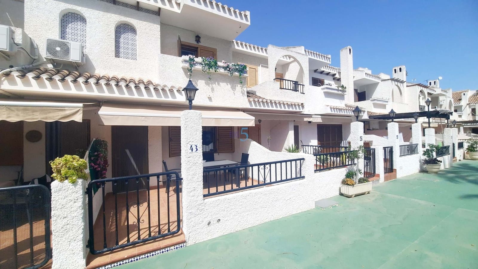Casa de 2 habitaciones en San Pedro del Pinatar en venta con piscina - 159.950 € (Ref: 9915099)