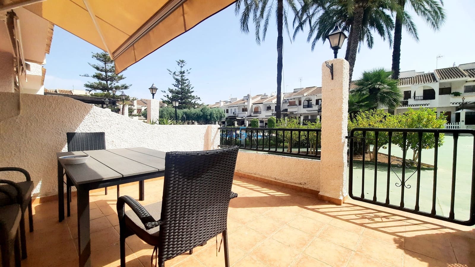Casa de 2 habitaciones en San Pedro del Pinatar en venta con piscina - 159.950 € (Ref: 9915099)