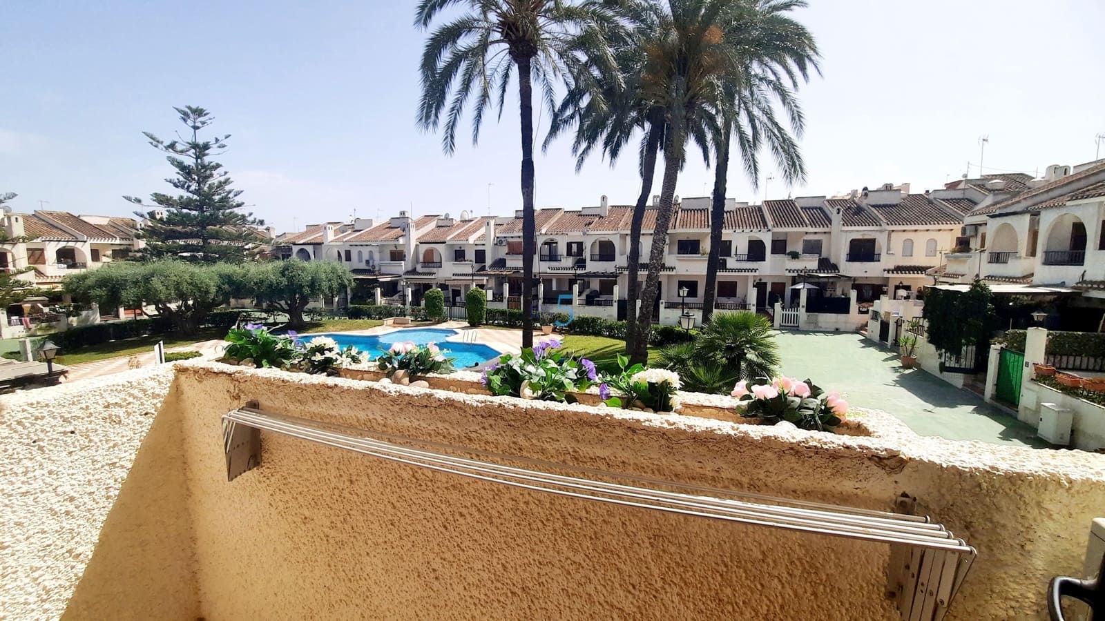 Casa de 2 habitaciones en San Pedro del Pinatar en venta con piscina - 159.950 € (Ref: 9915099)
