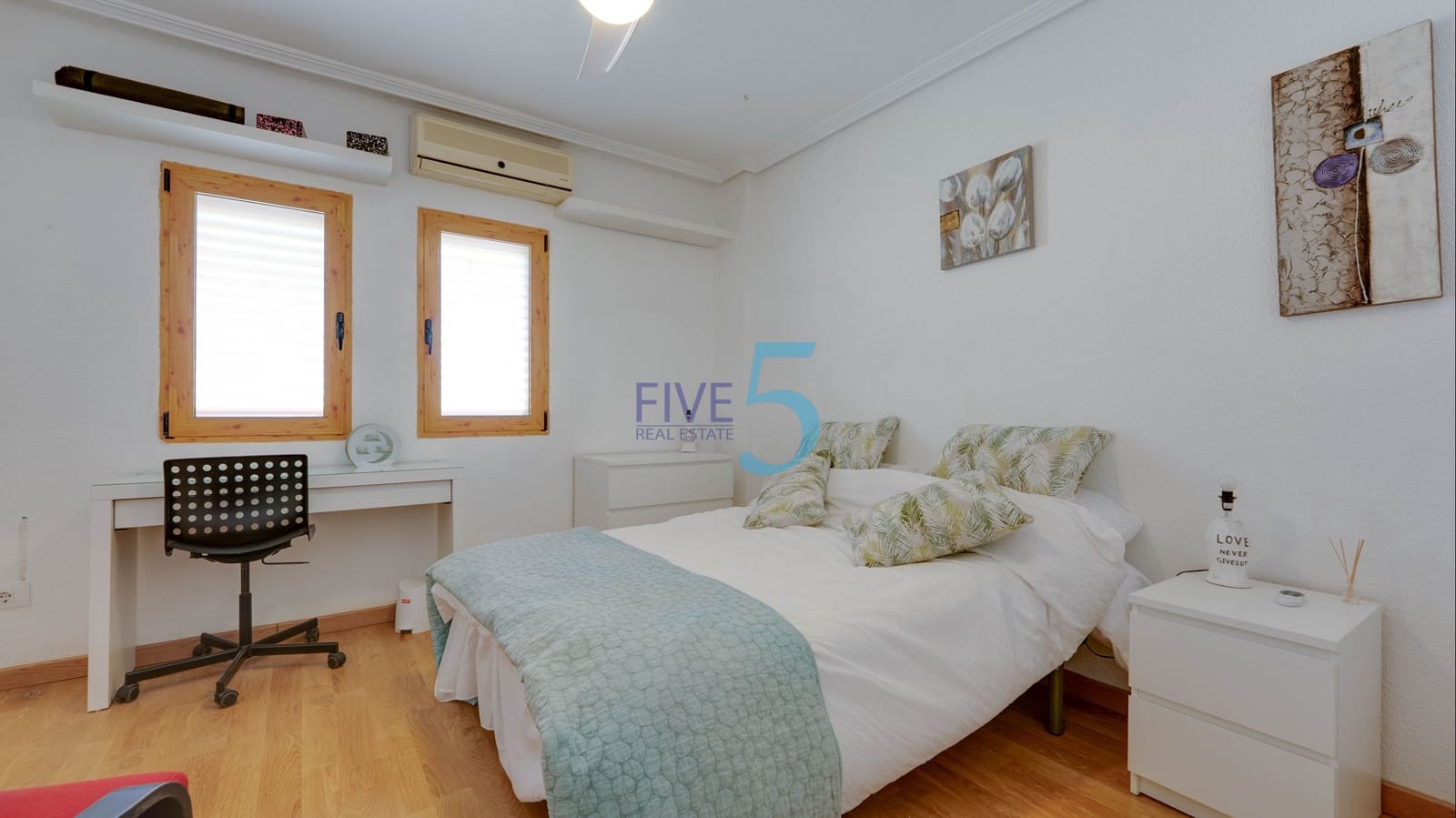 2 soveværelse Byhus til salg i San Pedro del Pinatar med swimmingpool - € 159.950 (Ref: 9915099)