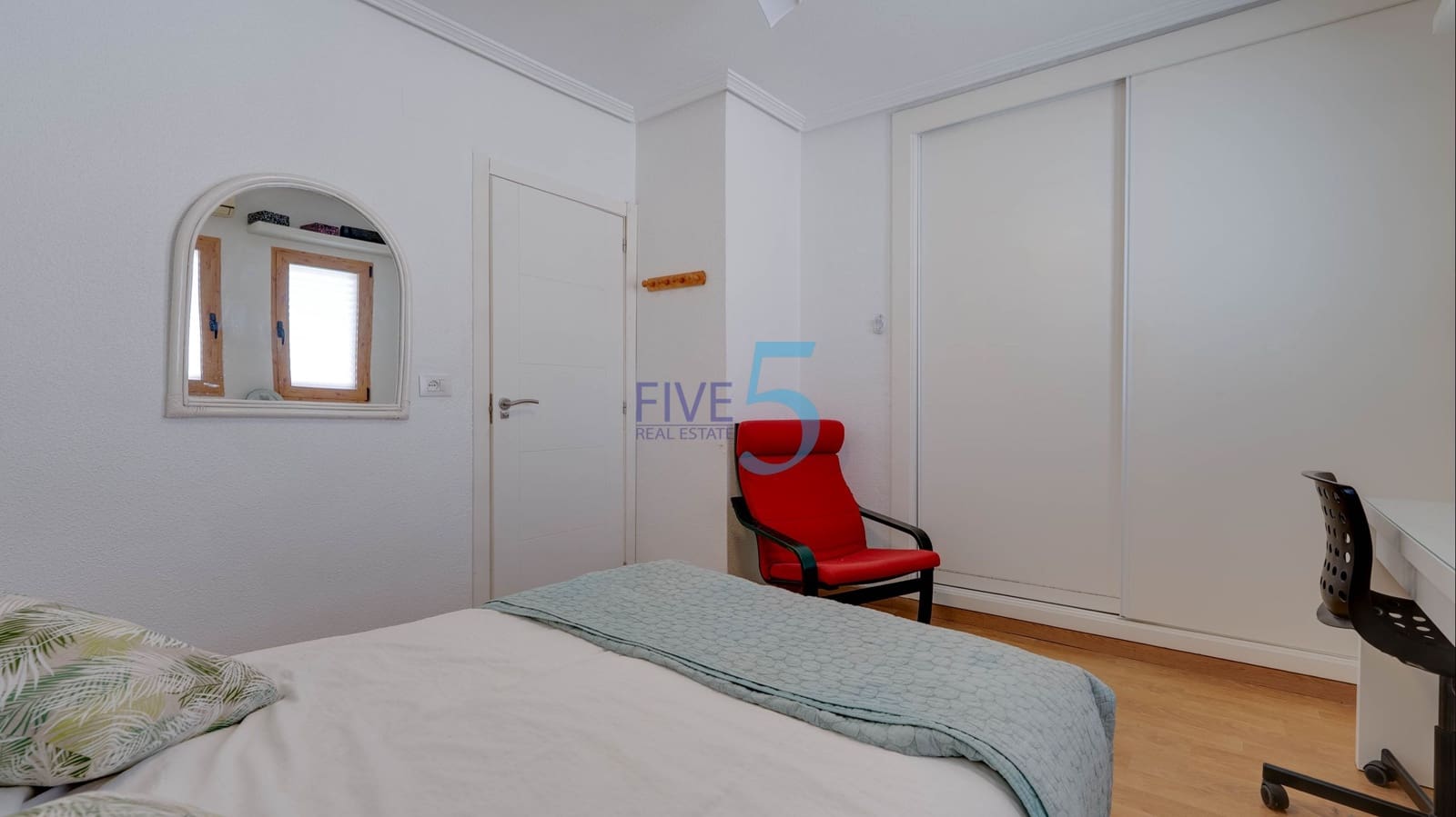 2 soveværelse Byhus til salg i San Pedro del Pinatar med swimmingpool - € 159.950 (Ref: 9915099)