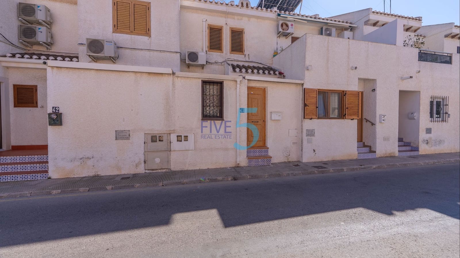 2 soveværelse Byhus til salg i San Pedro del Pinatar med swimmingpool - € 159.950 (Ref: 9915099)