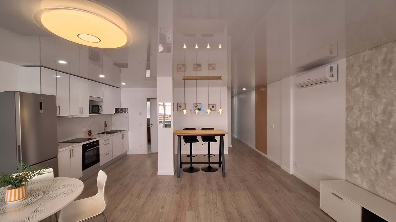 3 chambre Appartement à vendre à Torrevieja - 230 000 € (Ref: 9916336)