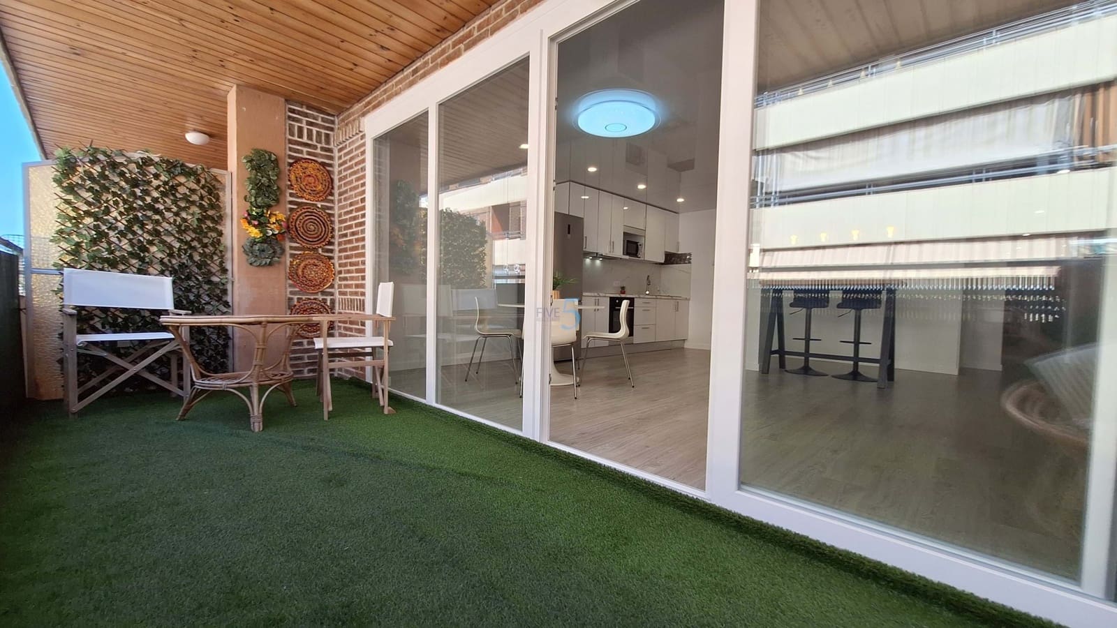 3 chambre Appartement à vendre à Torrevieja - 230 000 € (Ref: 9916336)