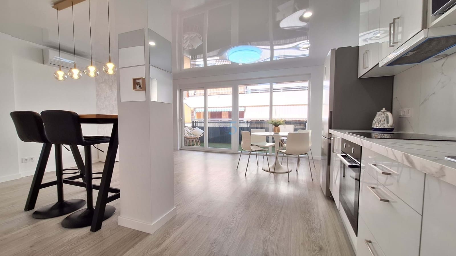 3 chambre Appartement à vendre à Torrevieja - 230 000 € (Ref: 9916336)