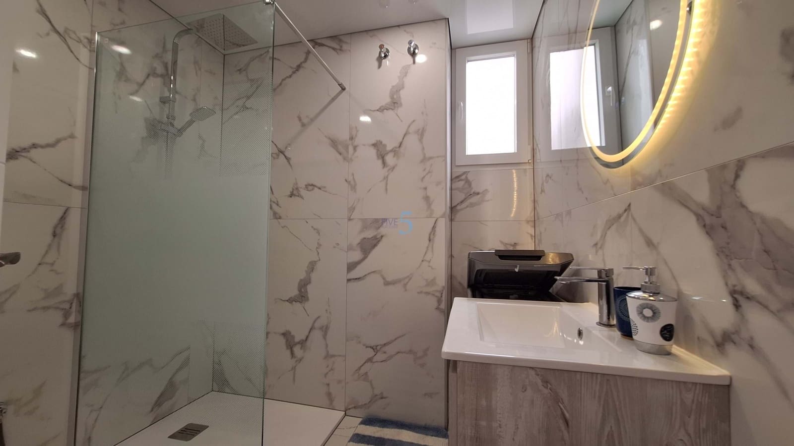 3 chambre Appartement à vendre à Torrevieja - 230 000 € (Ref: 9916336)