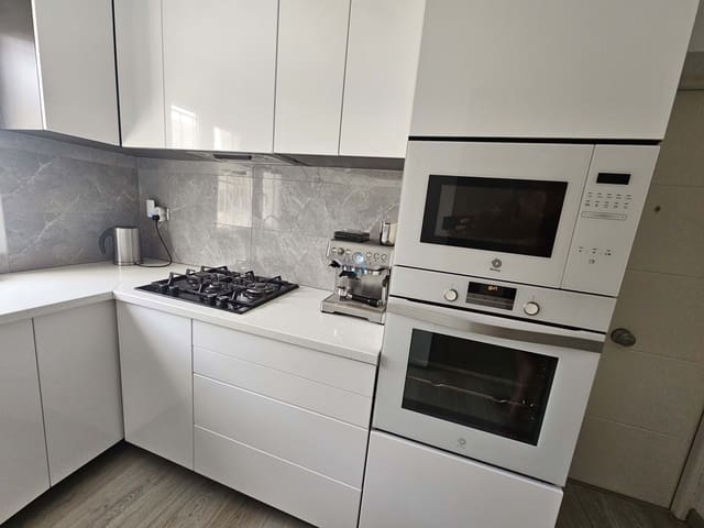 4 slaapkamer Villa te koop in Ciudad Quesada, Rojales met zwembad - € 460.000 (Ref: 9918830)