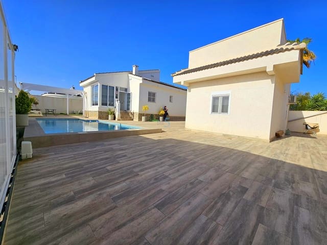 4 slaapkamer Villa te koop in Ciudad Quesada, Rojales met zwembad - € 460.000 (Ref: 9918830)