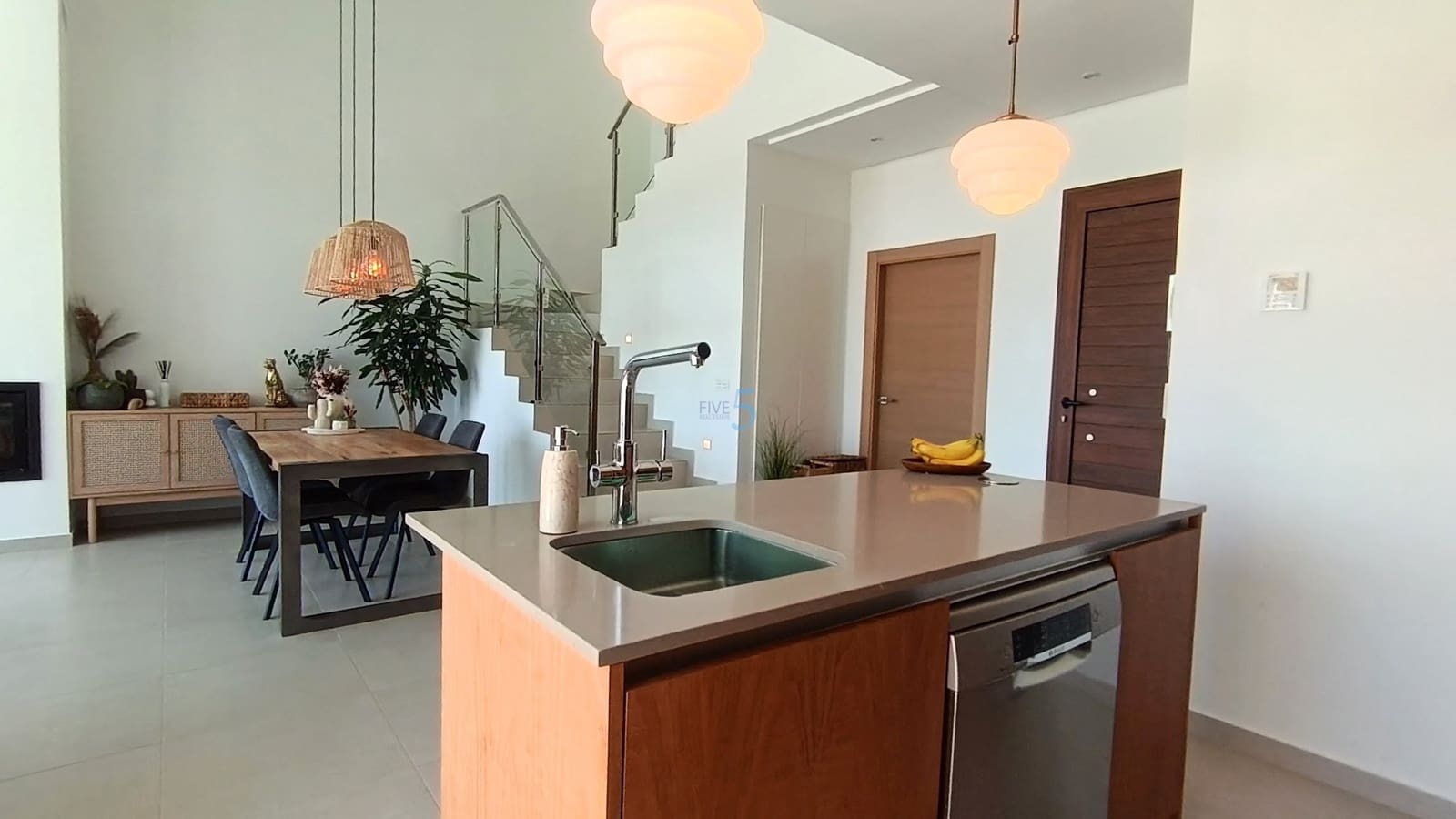 3 soveværelse Villa til salg i Benijofar med swimmingpool - € 429.500 (Ref: 9919027)
