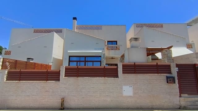 3 soveværelse Villa til salg i Benijófar med swimmingpool - € 429.500 (Ref: 9919027)