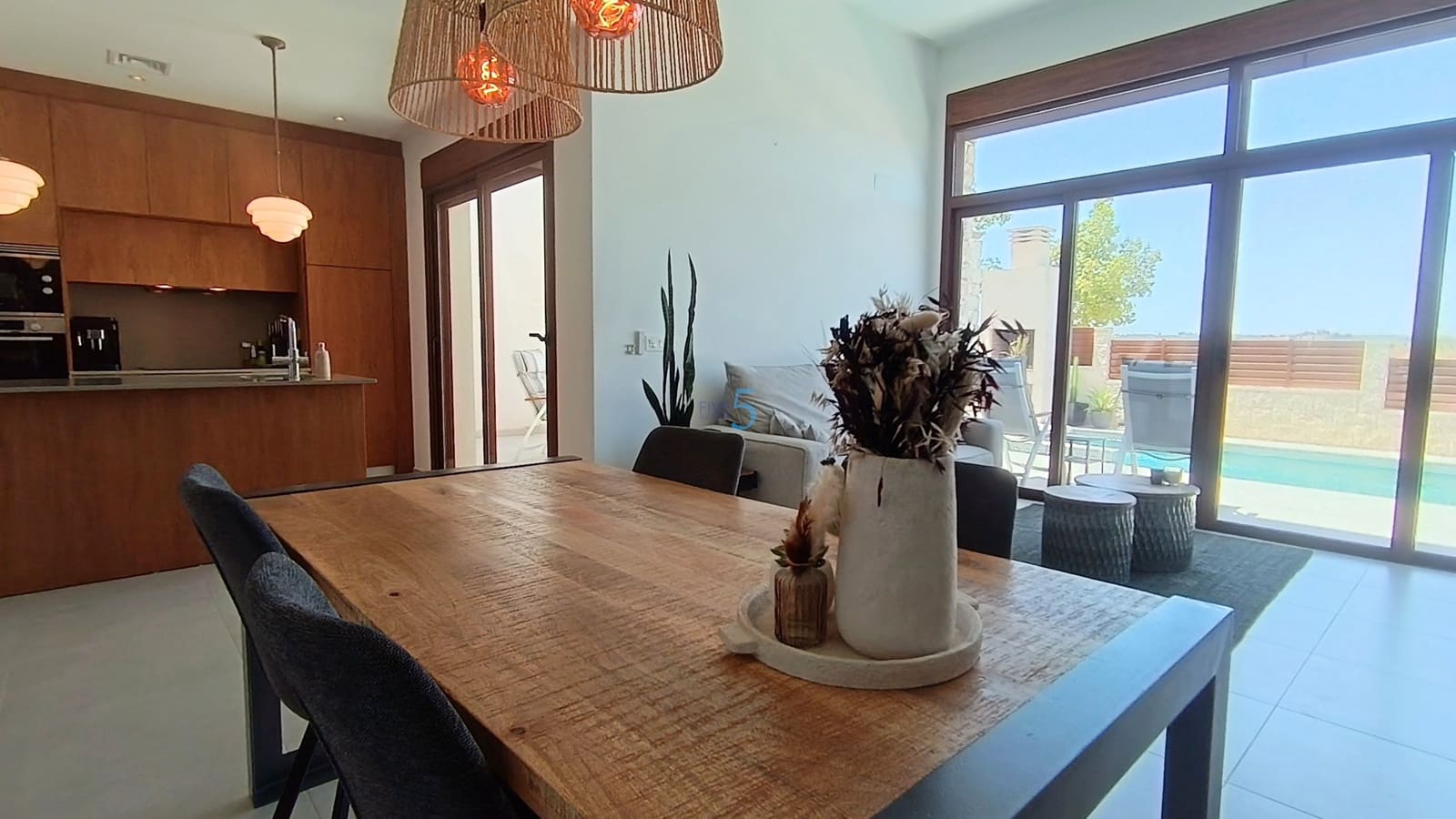 3 soveværelse Villa til salg i Benijofar med swimmingpool - € 429.500 (Ref: 9919027)