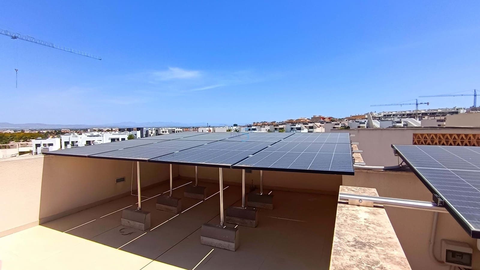 3 soveværelse Villa til salg i Benijofar med swimmingpool - € 429.500 (Ref: 9919027)