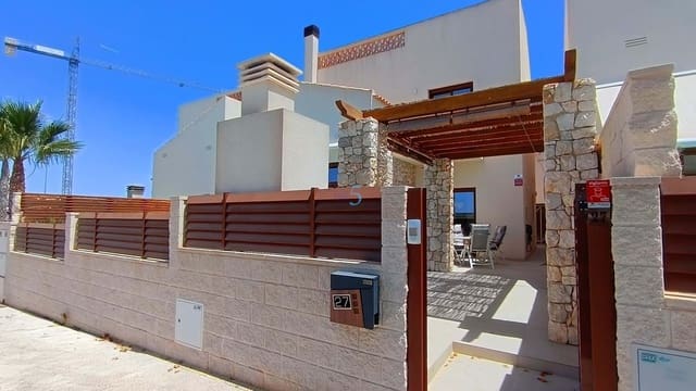 3 soveværelse Villa til salg i Benijófar med swimmingpool - € 429.500 (Ref: 9919027)