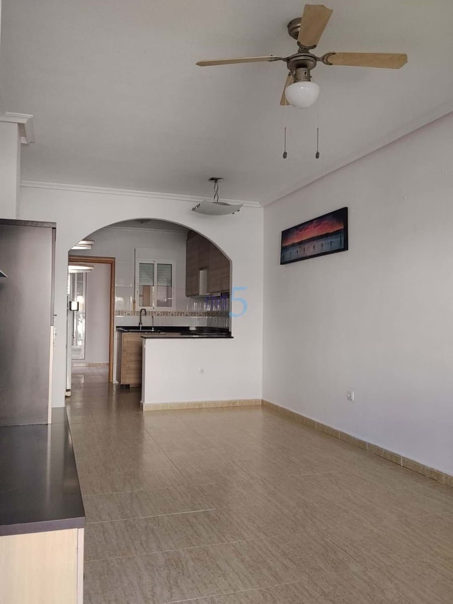 3 soverom Hus til salgs i Daya Nueva med svømmebasseng - € 162 500 (Ref: 9919028)