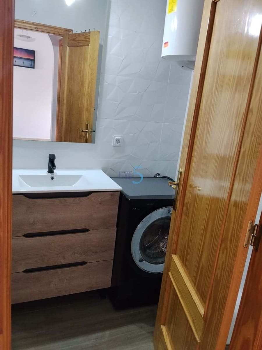 3 soverom Hus til salgs i Daya Nueva med svømmebasseng - € 162 500 (Ref: 9919028)